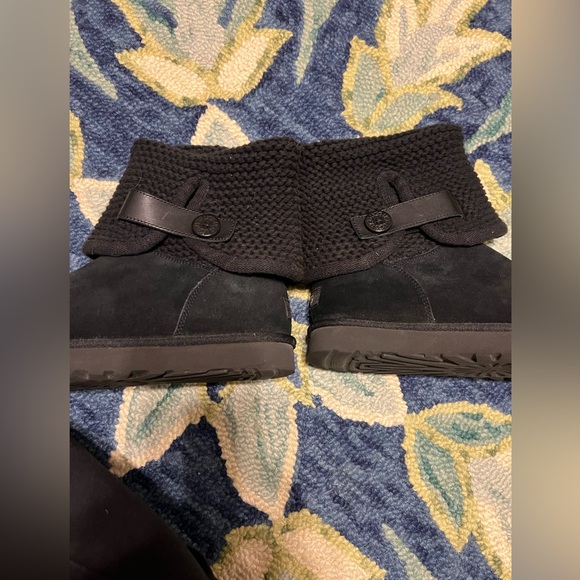 UGG Shaina Booties – Black – Size 10 – EUC – Cozy Knit Cuff - Picture 6 of 11